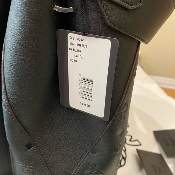 MCM Large Clara Hobo NWT - Picture 4 of 8